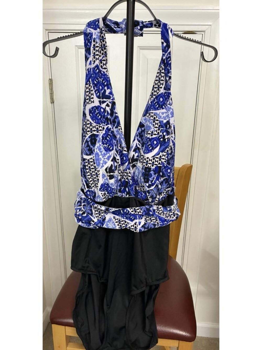 New Trimshaper Womens One Piece Swim Suit Halter Black Blue White Padded Bra 20W
